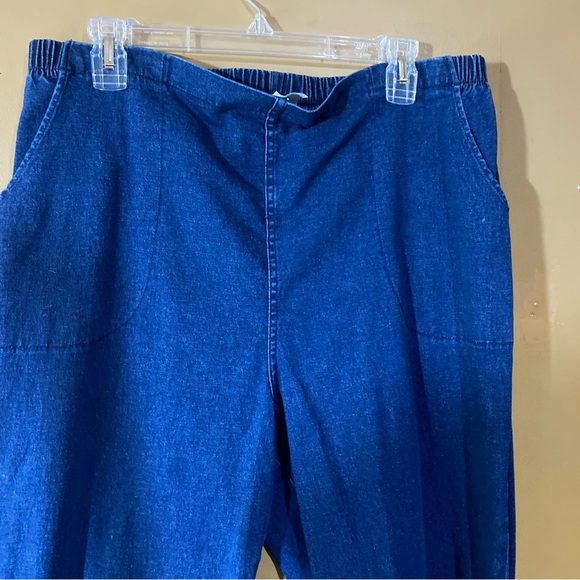 222OSO Casuals Size XL Pull On Jeans High Rise Bootcut Comfort Stretch Waistband - Picture 2 of 7